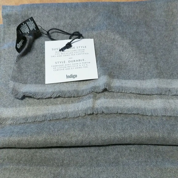 Men's Eco Solid Scarf - Picture 3 of 4